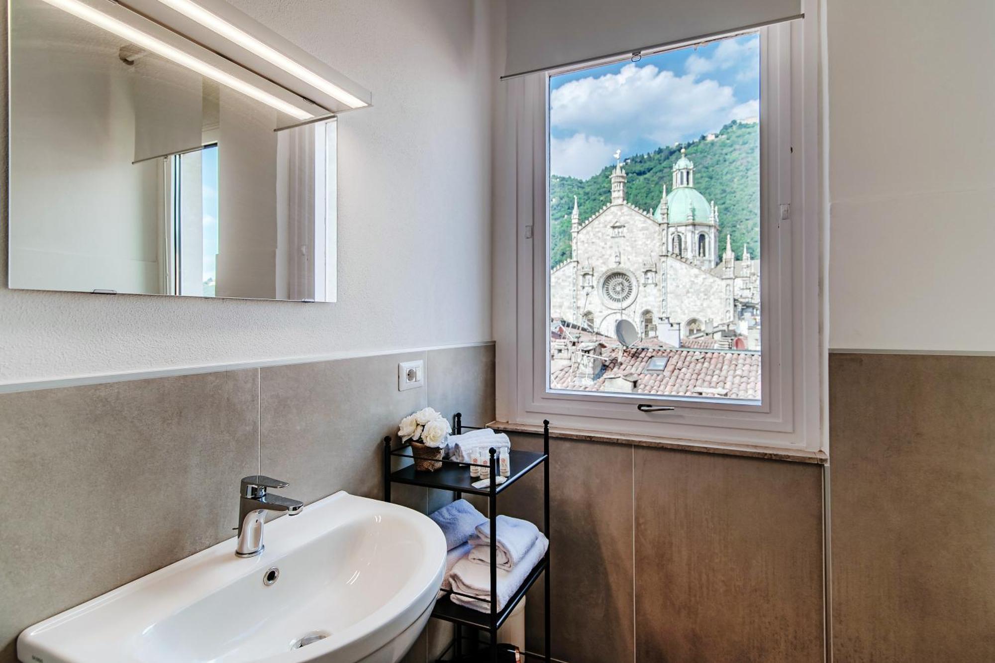 Downtown Como-Luxury Suites Exterior foto