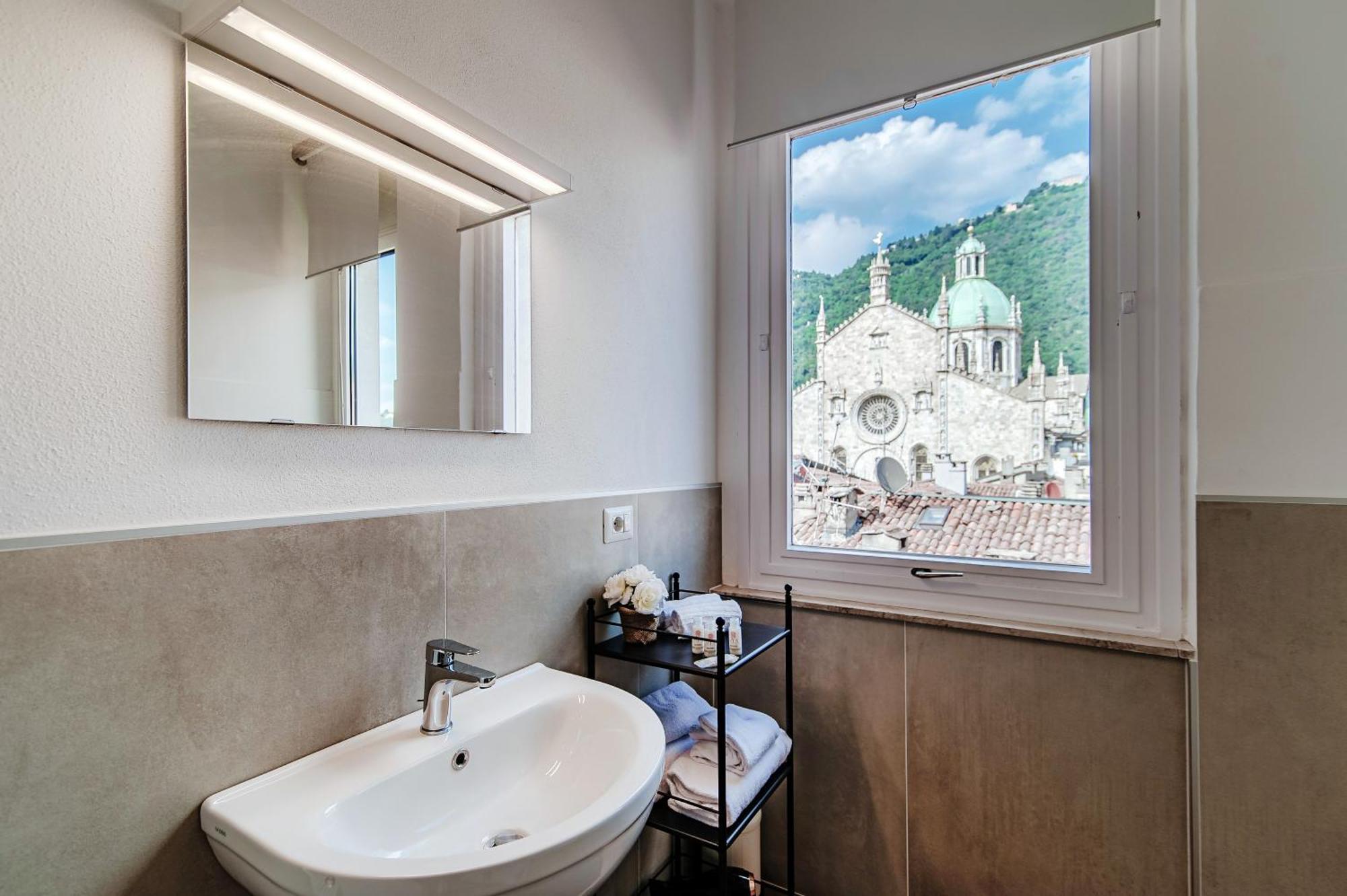 Downtown Como-Luxury Suites Exterior foto